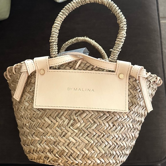 Nwt Niki logo-embossed basket tote bag. Fair offers!! - Picture 6 of 7